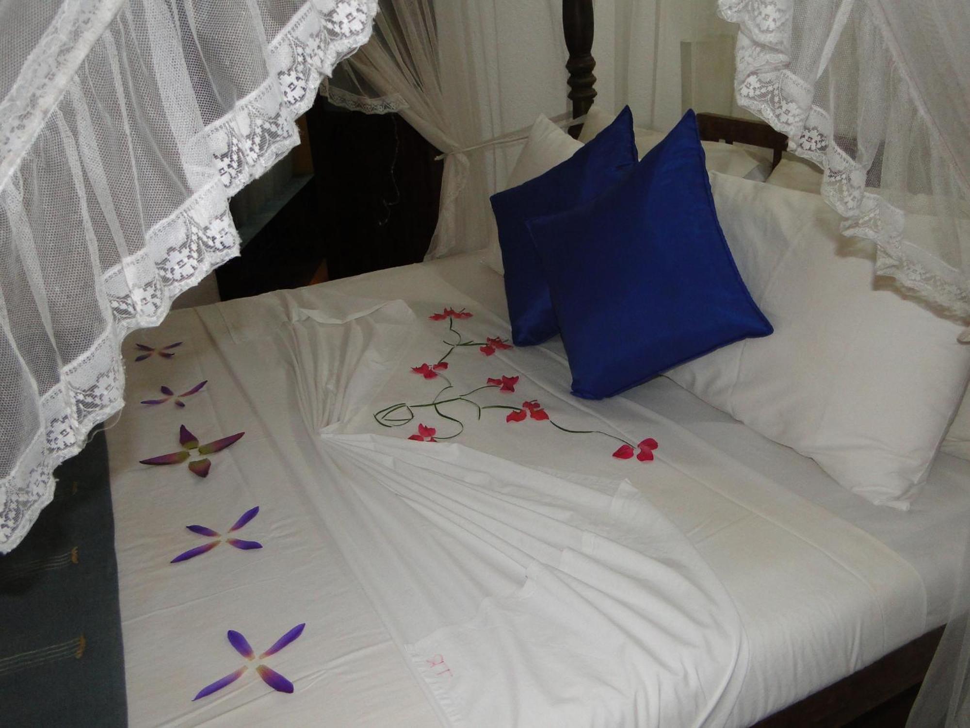 Thambapanni Retreat Hotel Unawatuna Buitenkant foto
